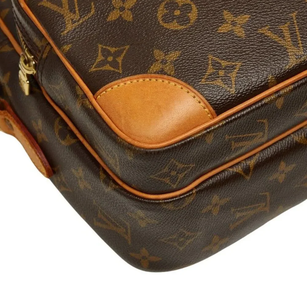 LOUIS VUITTON delivery duty